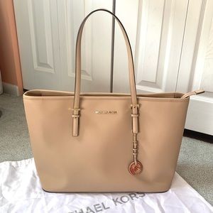 Michael Kors Large Jet Set Tote